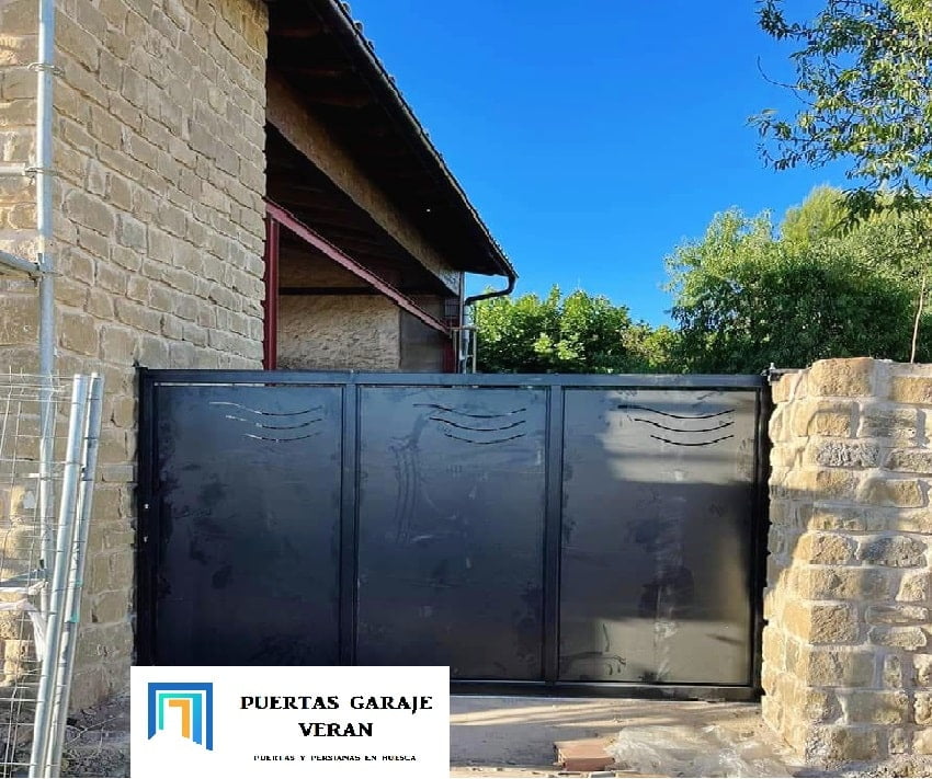 PUERTAS CORREDERAS MOTORIZADAS EN Tarragona