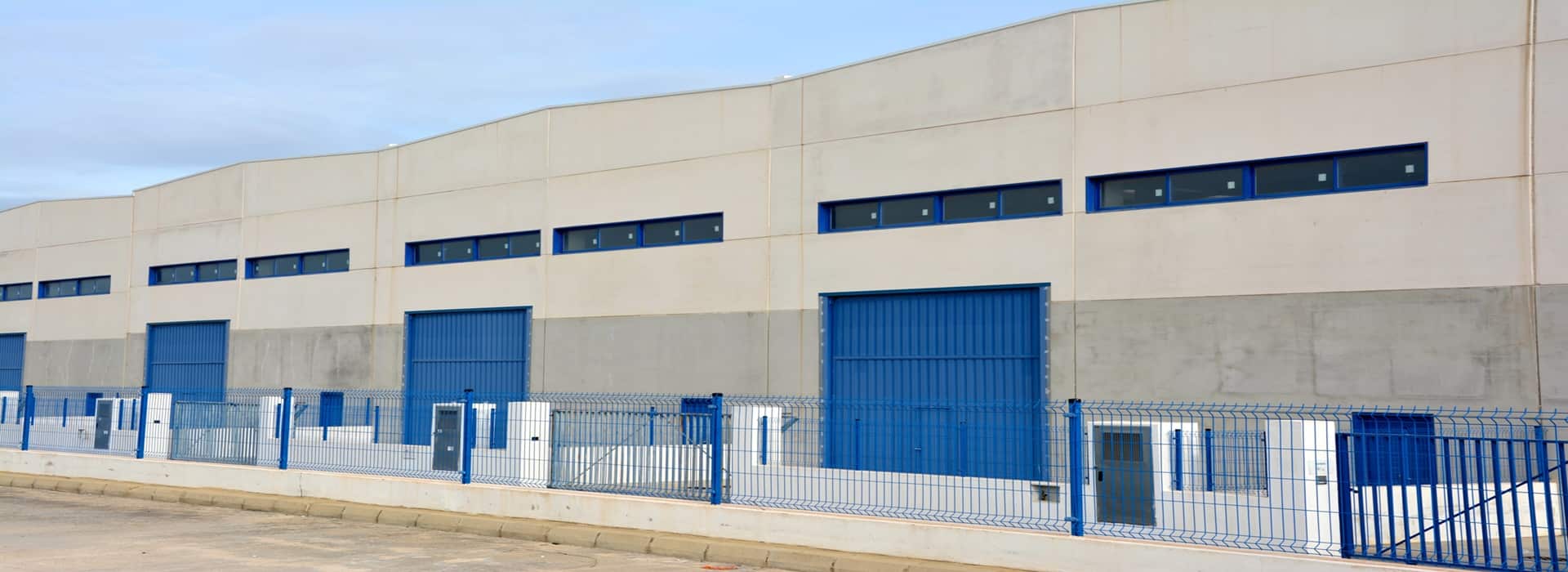 PUERTAS INDUSTRIALES EN Tudela de Duero